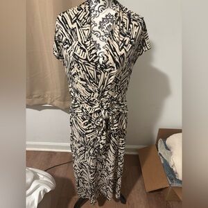 BCBG Black and Tan Patterned Women's Dress